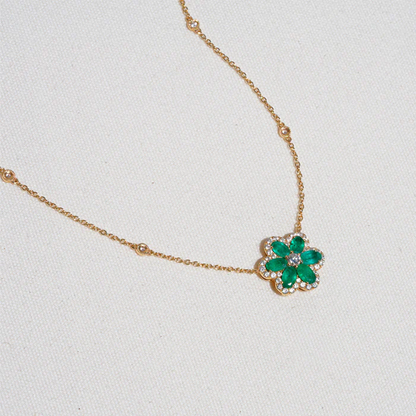 18K Emerald Flower with center Diamond